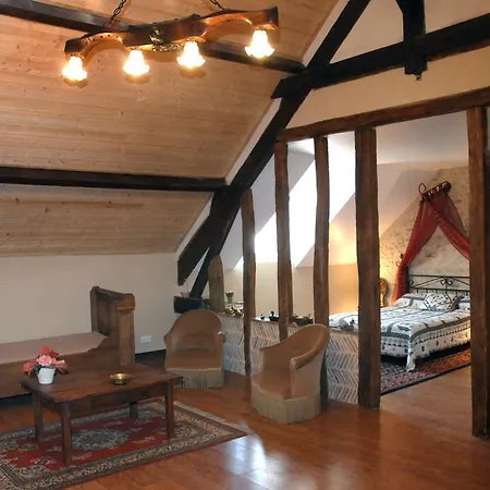 Domaine De La Vallee Aux Pages