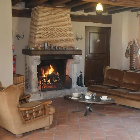 Domaine De La Vallee Aux Pages Paray-Douaville